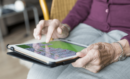 Memory-Boosting Games for Elderly