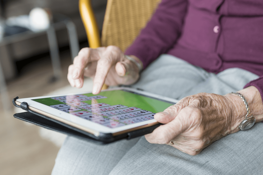 Memory-Boosting Games for Elderly